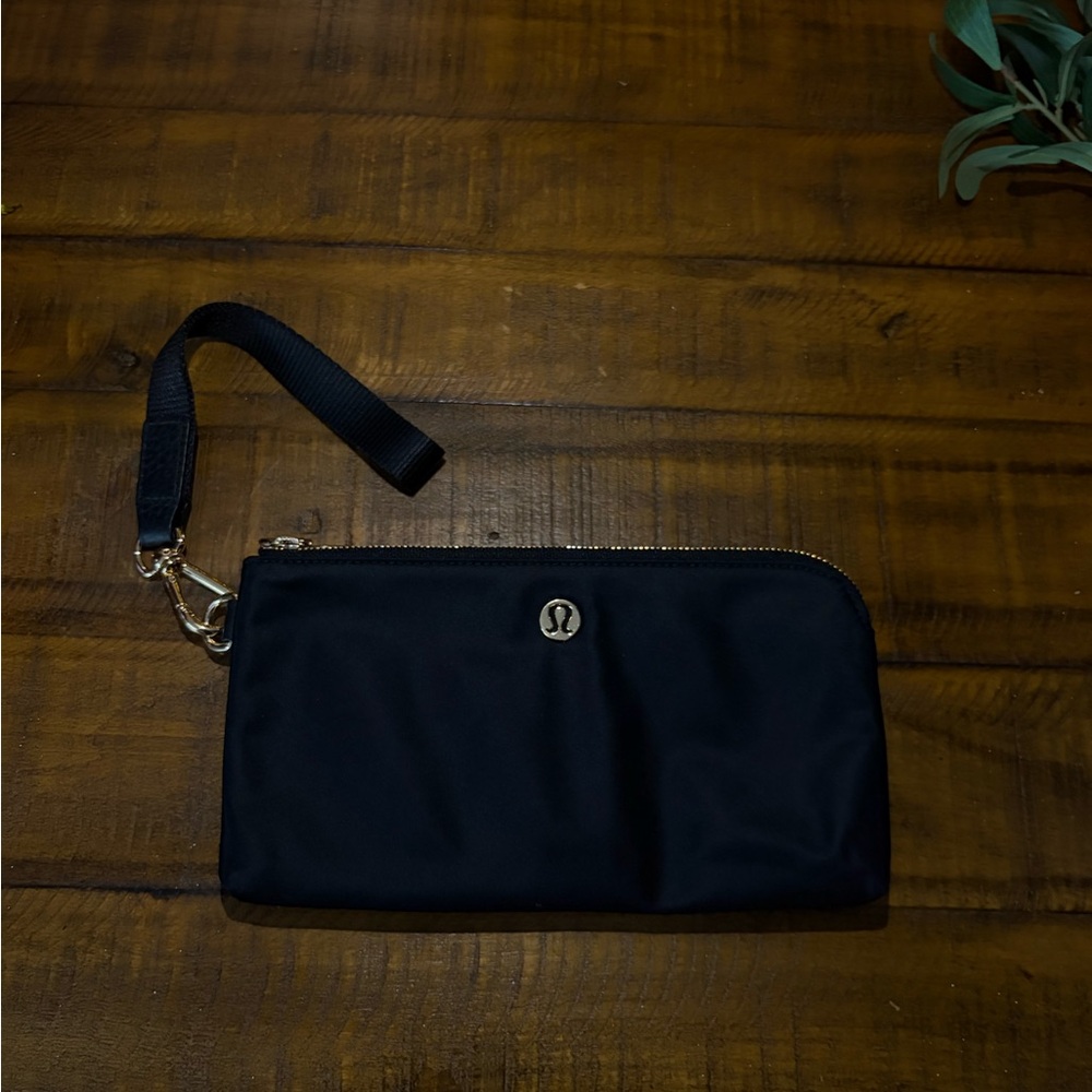 lululemon athletica Black Wristlet Clutch